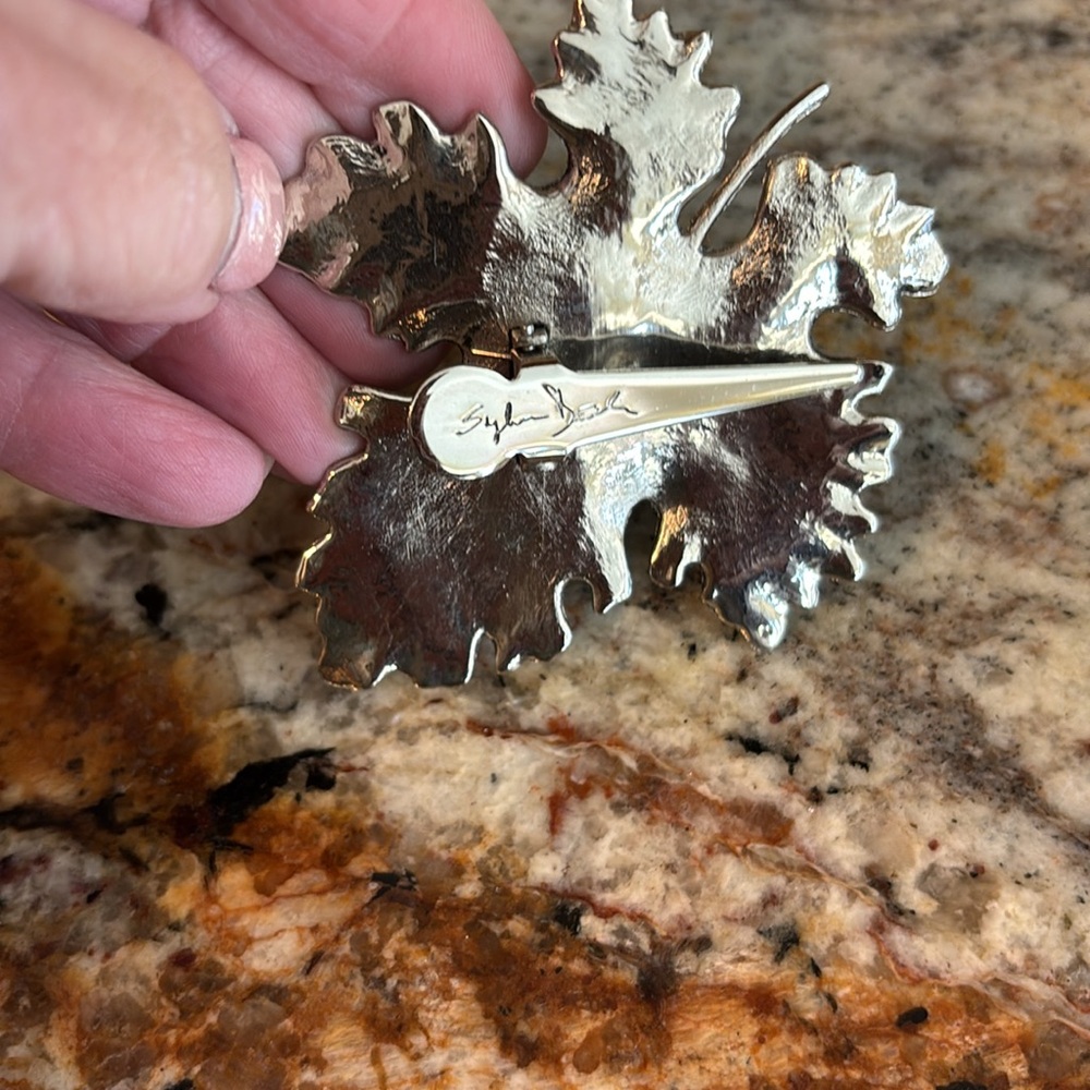 Sylvia Dahl Silver and Bronze Alligator Leaf Brooch/Clip - Picture 4 of 11